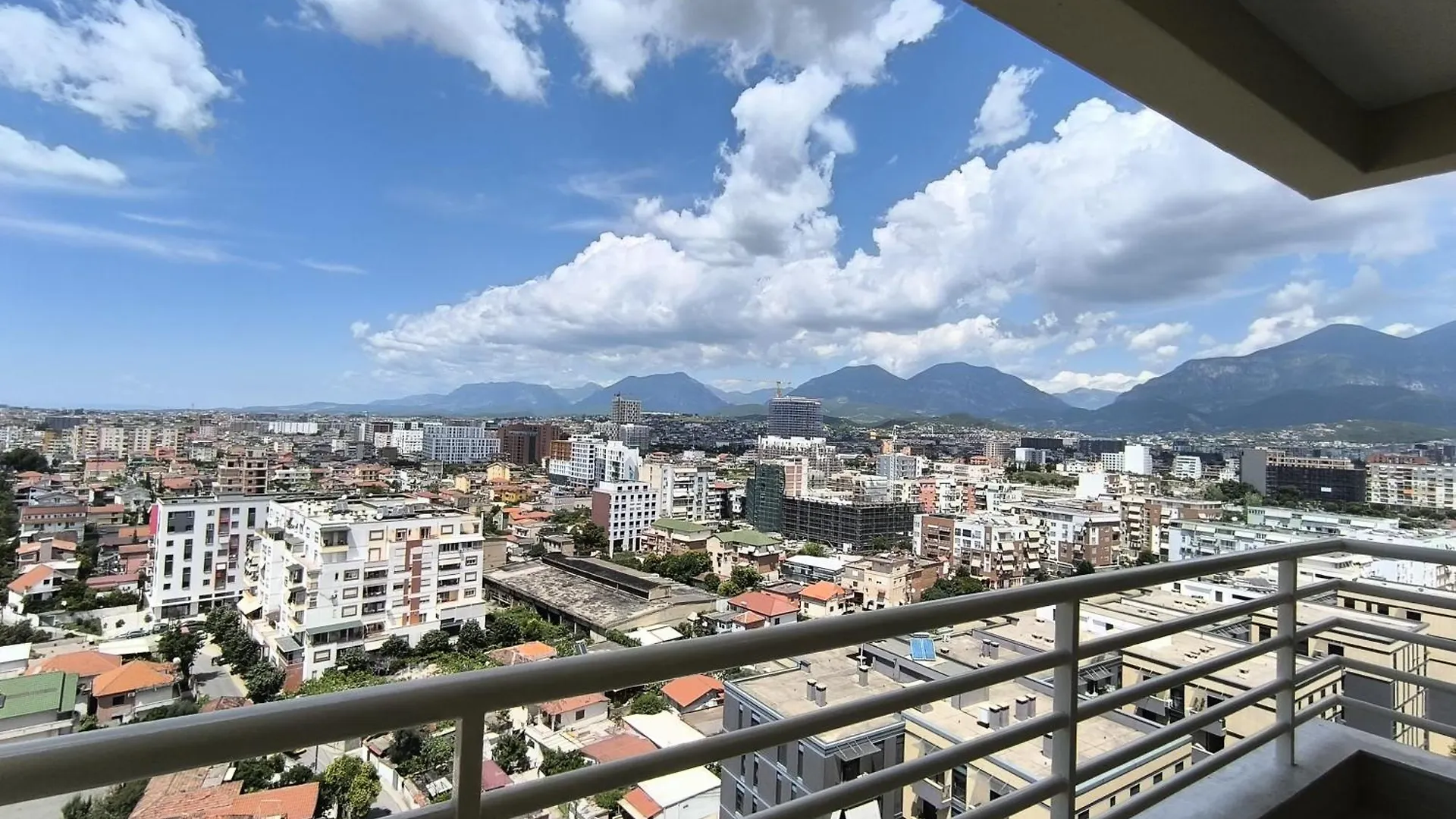 Apartamento James Studio Tirana Albânia